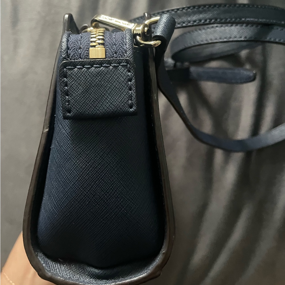 Michael Kors Selma Mini Crossbody Purse - Picture 4 of 6